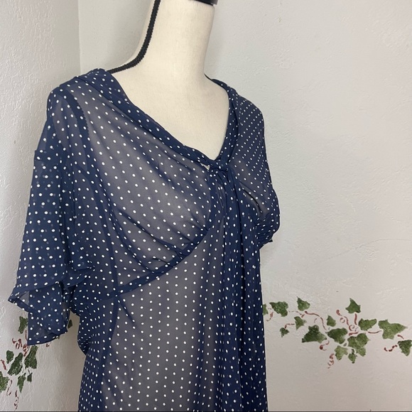 Jaclyn Smith 1X top - Picture 6 of 13